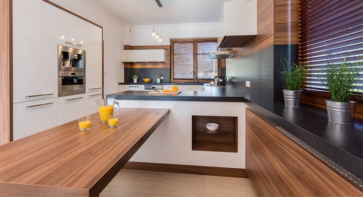 Wood Blinds Decor for a Cozy Feel at Home
