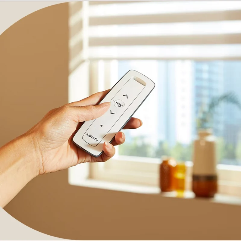 Smart motorized window shades syncing with home automation system